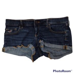 Hollister Women’s Jean Shorts Low Rise Cuffed Size 5